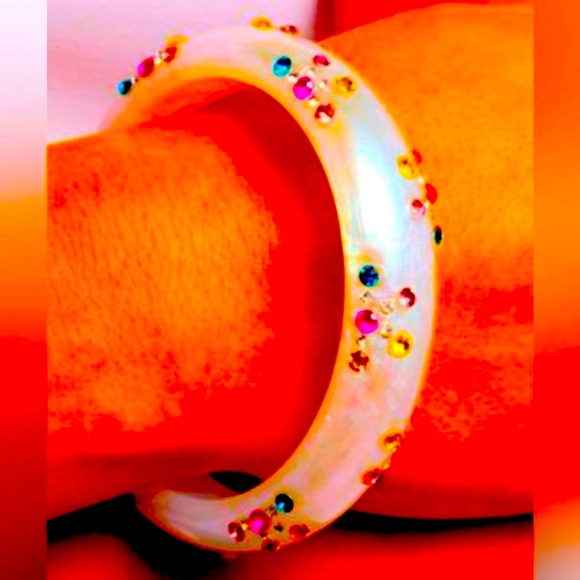 🔥🤍🔥 BEAUTIFUL❗️ PAPARAZZI “CAPTIVATING COLOR” PINK BRACELET❗️🔥🤍🔥m - Picture 2 of 4